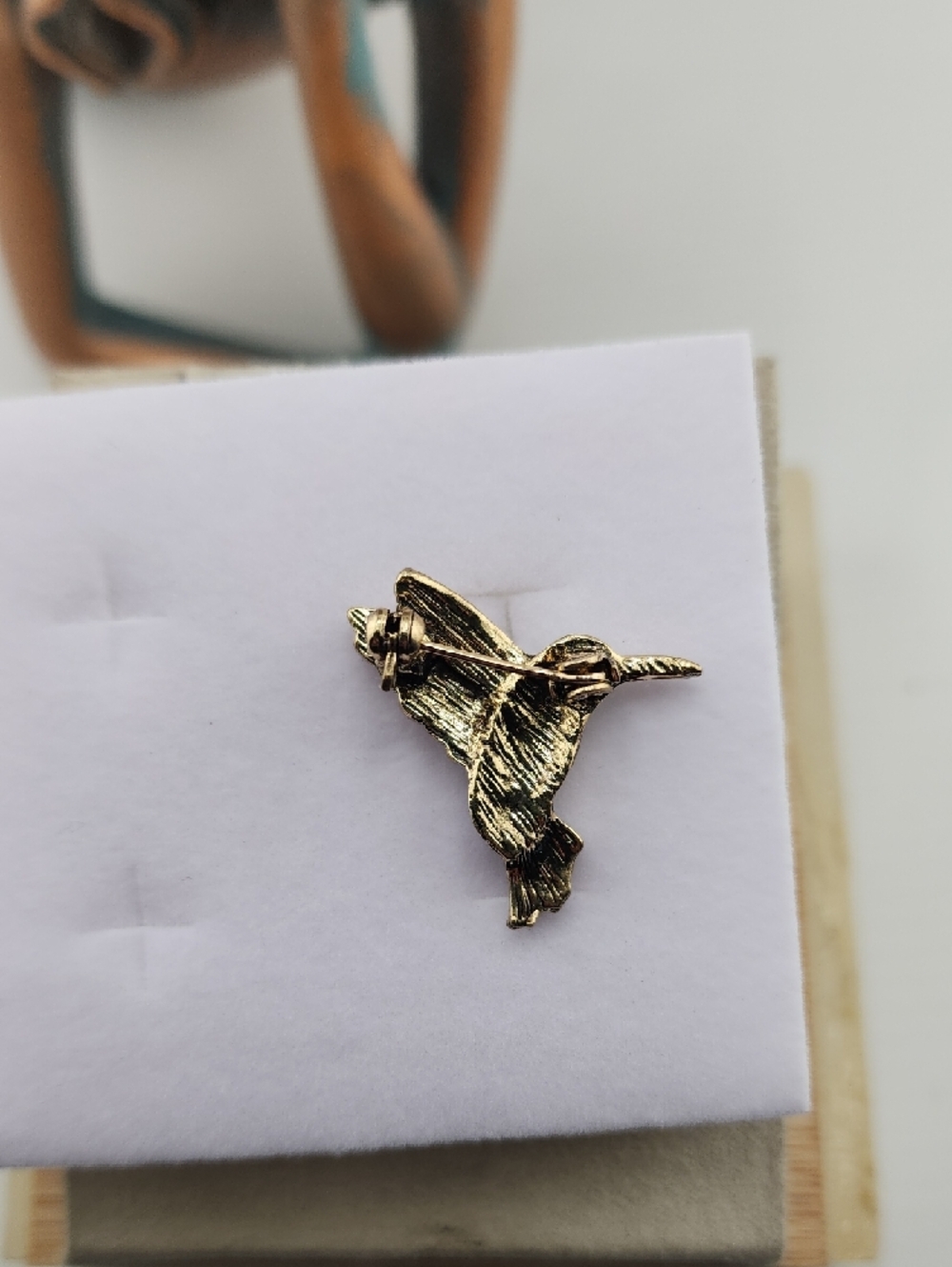Multicolor Crystal Hummingbird Brooch - Picture 4 of 5